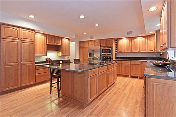 40 Solomon Pierce Rd