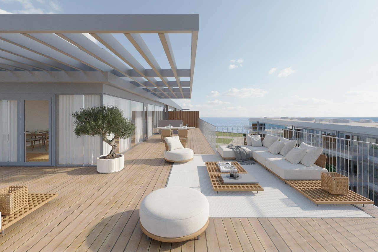 Sophisticated 3-Suite Penthouse with Ocean Views Near Porto