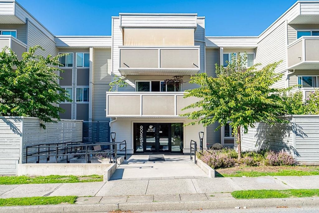 1775 W 11 Ave, #101