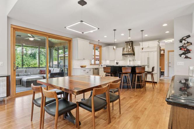 425 Jack Pine Dr