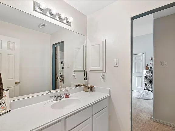 15019 Timbershire Ct