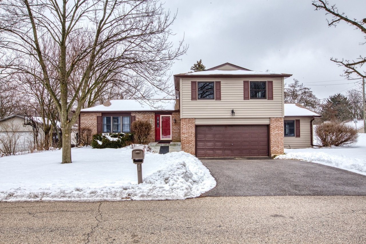 101 Lake Shore DR