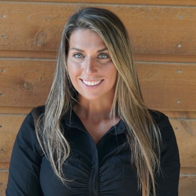 Olivia Robinson Bellville, TX Real Estate Agent Headshot