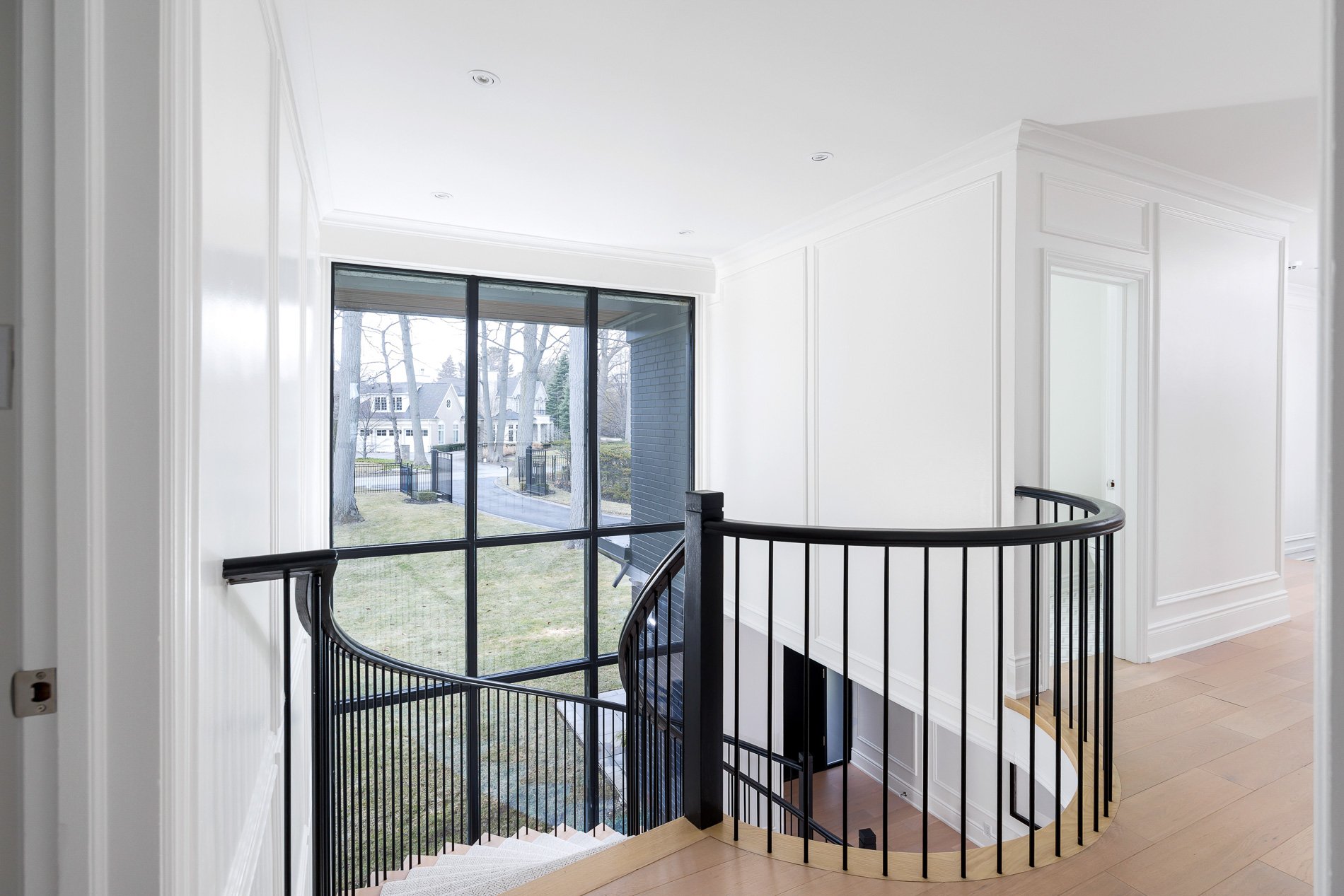 3 Ennisclare Dr E