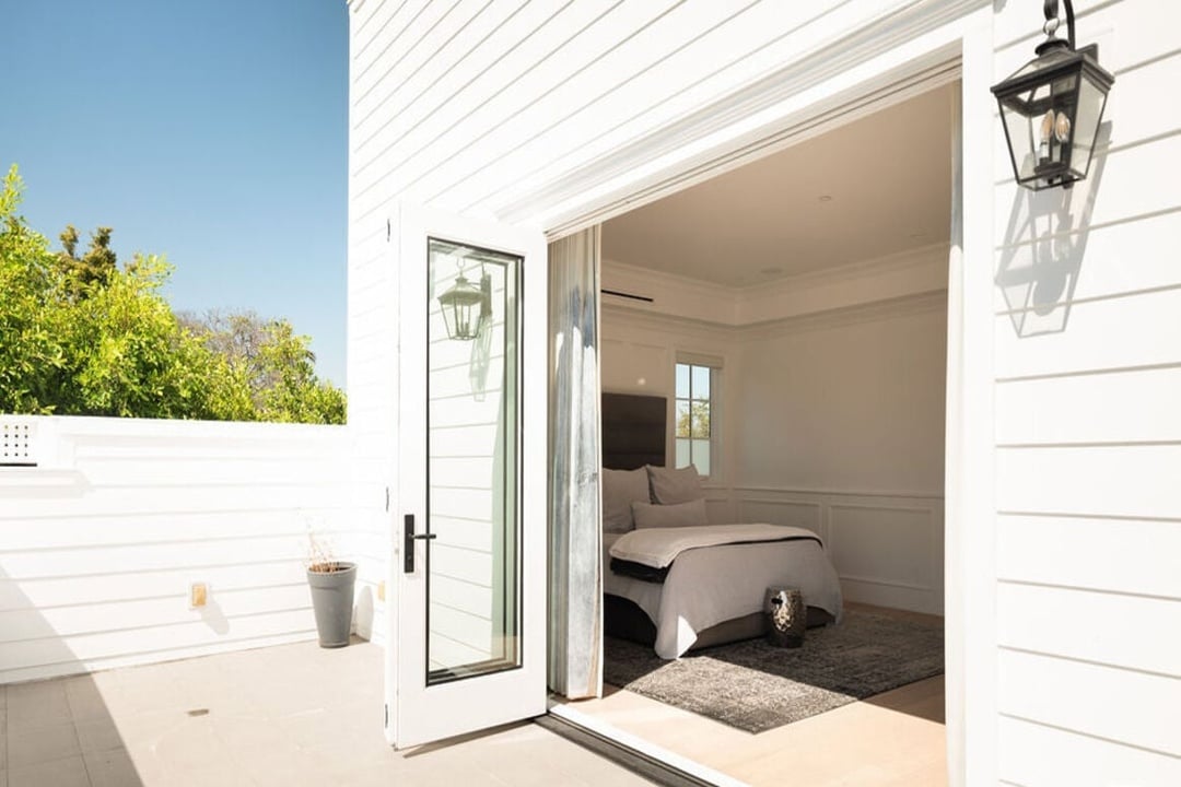 Highcliff Vista, N Stanley Ave, 90036