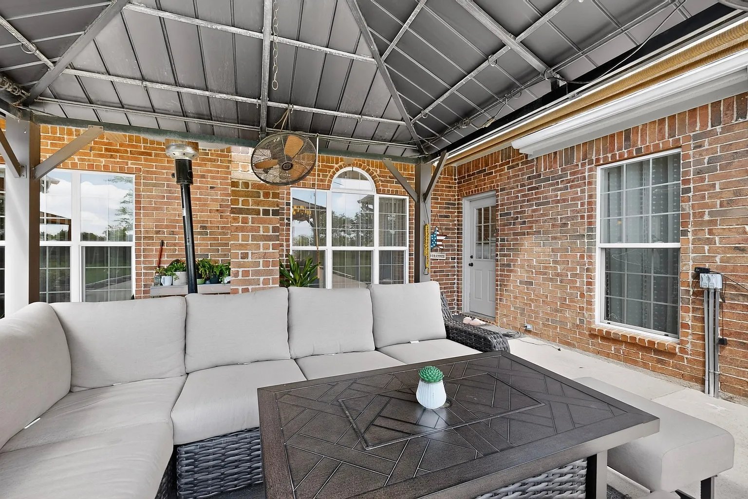 15144 Delaney Lane