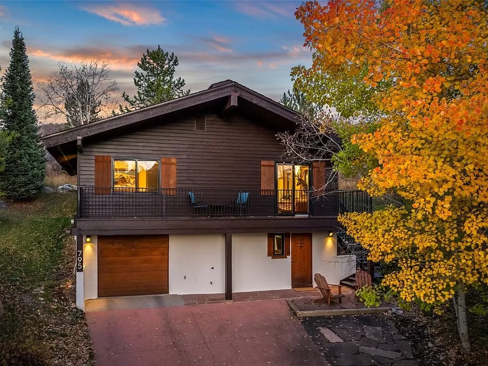 795 Spring Creek Cir