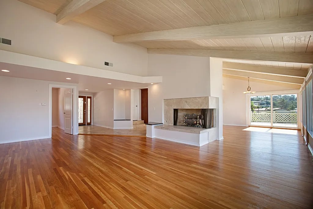 6643 Muirlands Dr