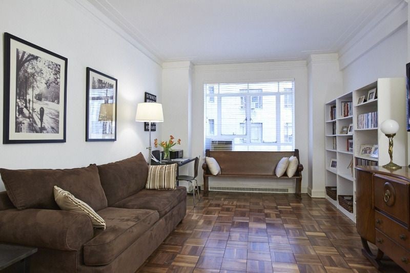 25 Central Park West, 6U