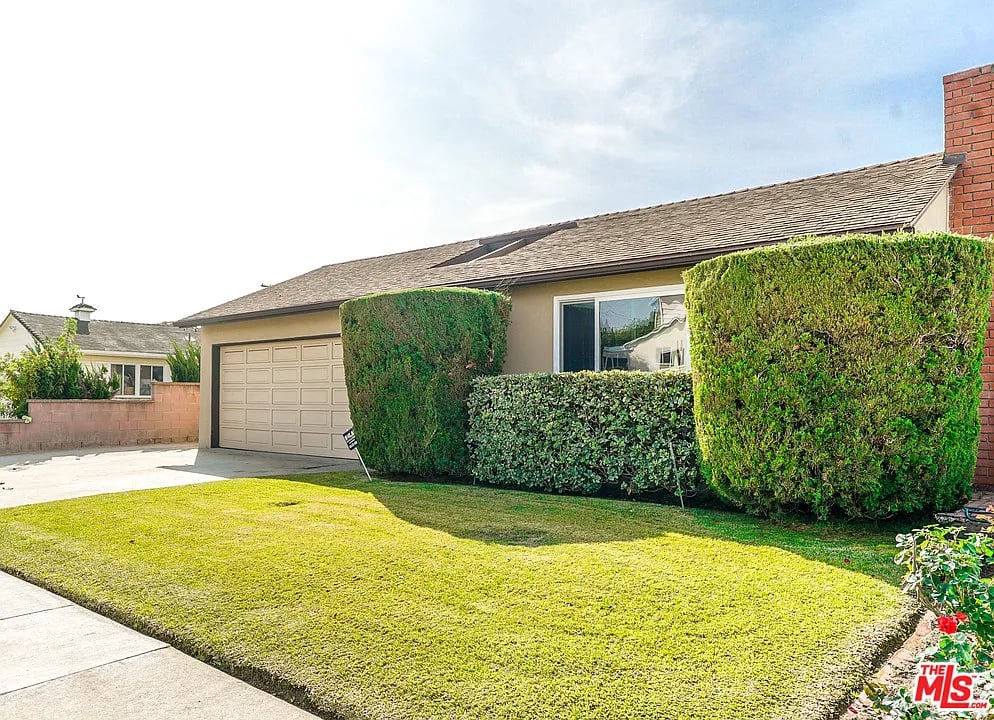 19405 Pruitt Dr
