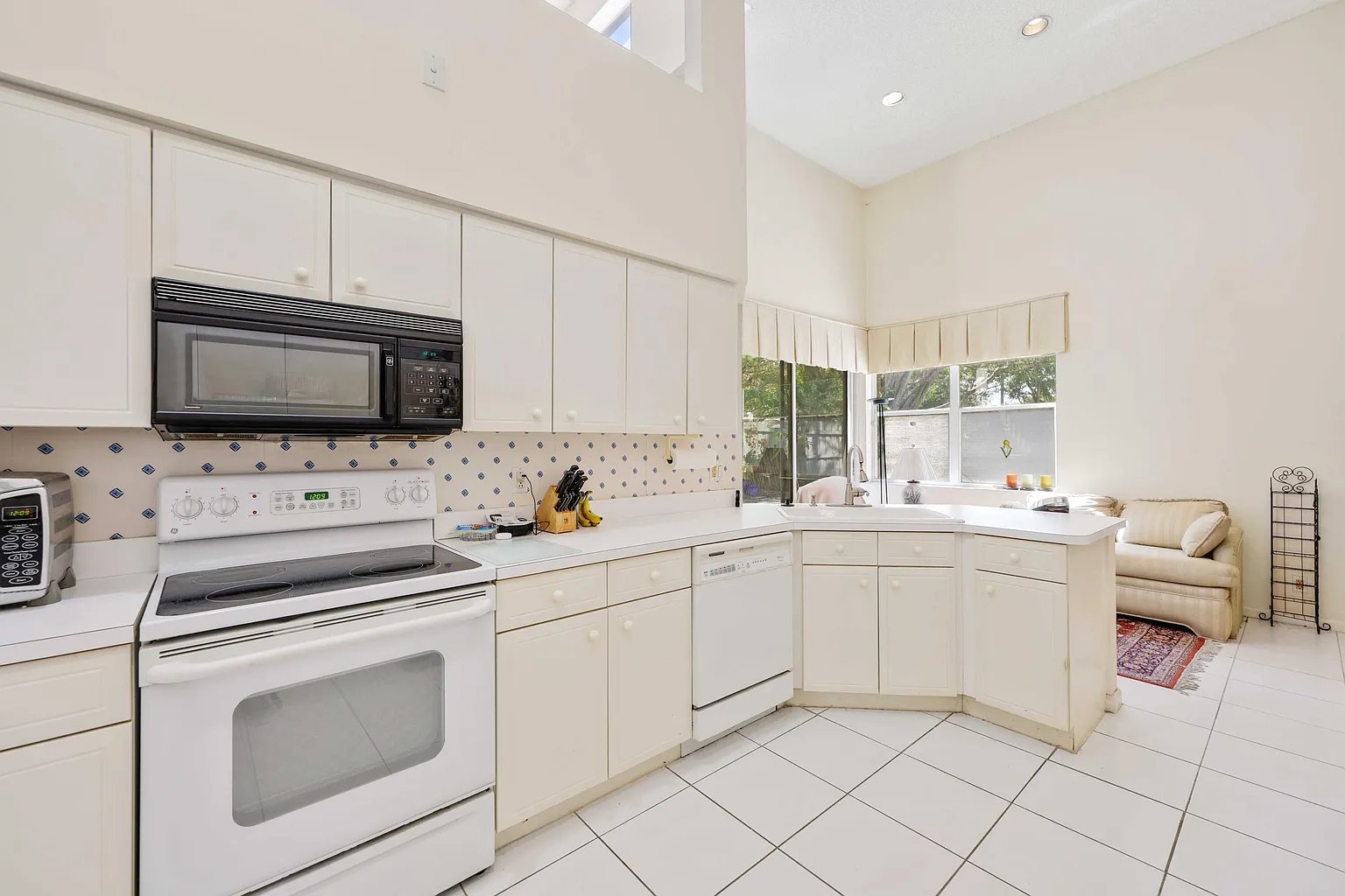 2502 NW 66th Drive