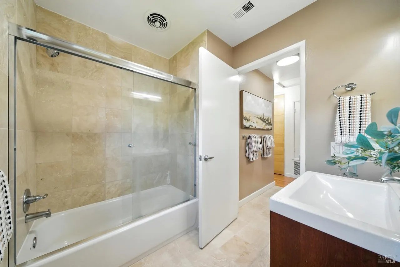 1925 Contra Costa Ave