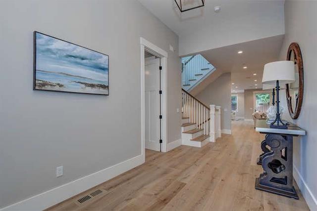 364 Bella Vista Ave