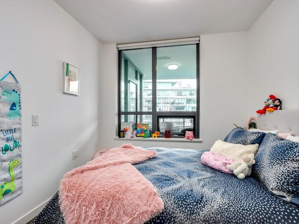 1688 Pullman Porter St, #905
