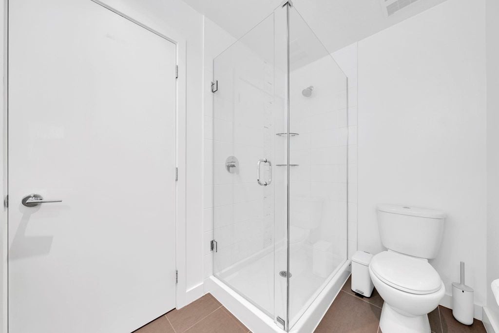1621 Hamilton Ave, #407