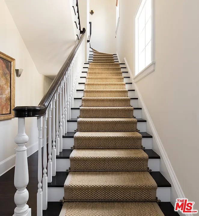 1041 Mission Ridge Rd