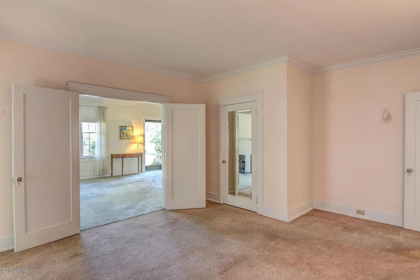 2602 Mimosa Pl