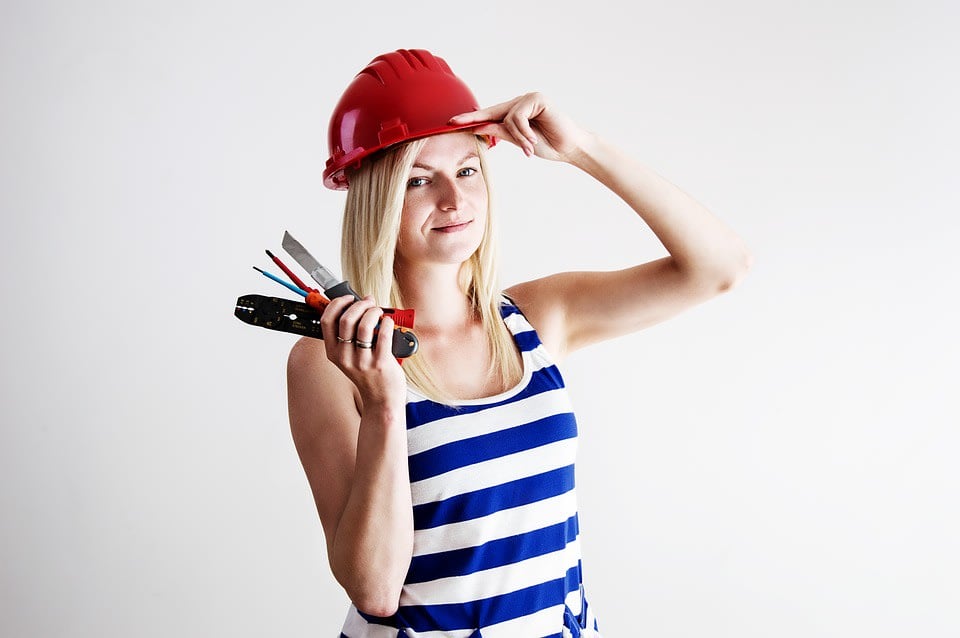 Buying A Fixer-Upper: A Complete Guide