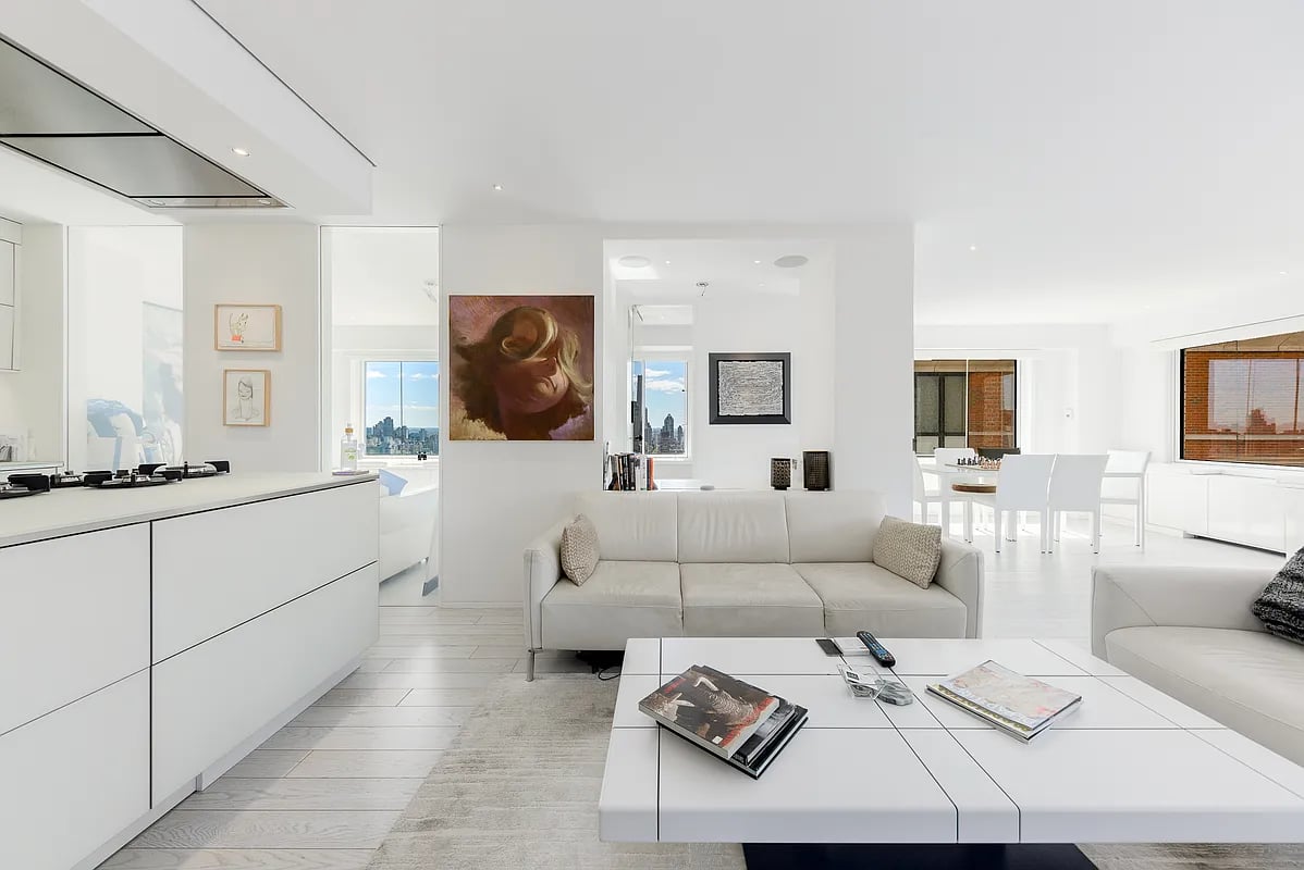 20 West 64th Street #31R