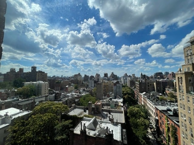 20 5th AVENUE, #12E