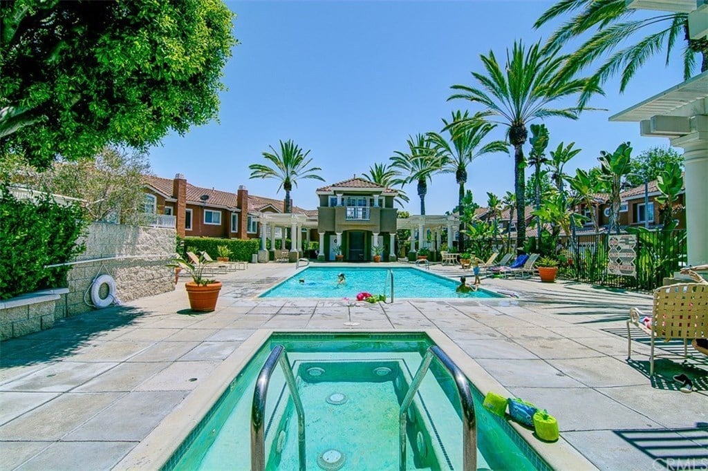 117 Gauguin Cir