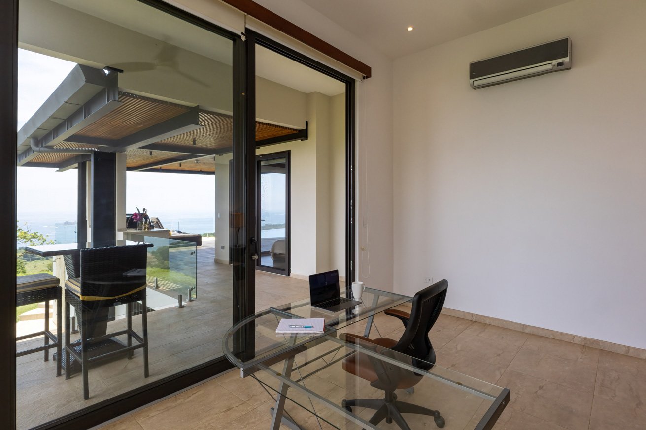 Luxury Ocean View Home in Ojochal Costa Rica | Infinity Pool & Sunset Views
