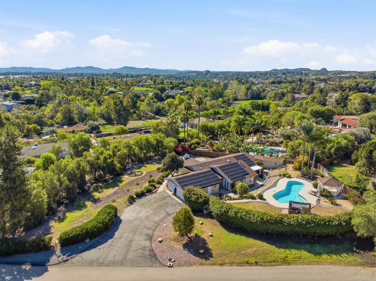 929 Pepper Tree Lane