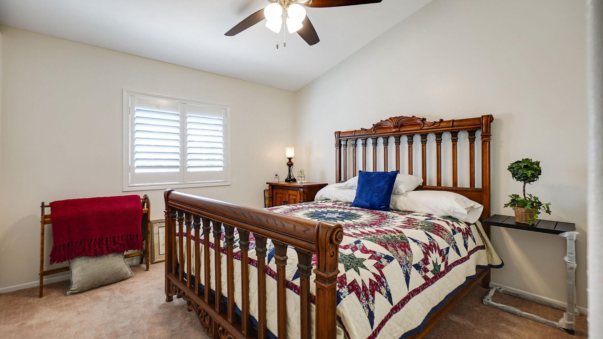 8651 Foothill Boulevard 35