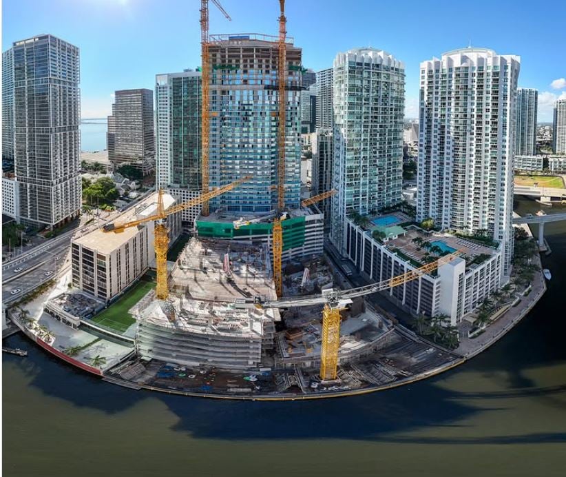 January 2025 | 45-Story Viceroy Reaches Completion in Brickell