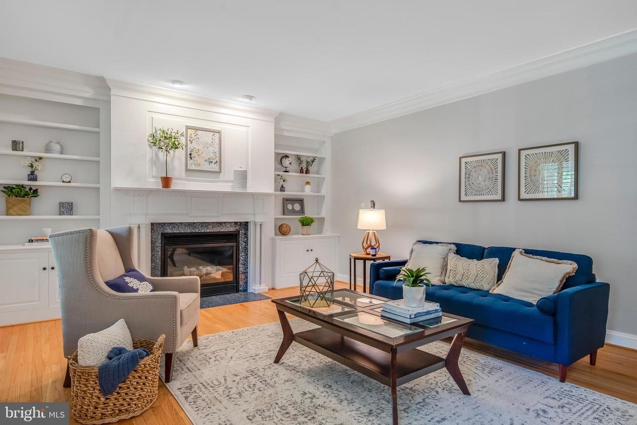 1101 Captain Bell Ct