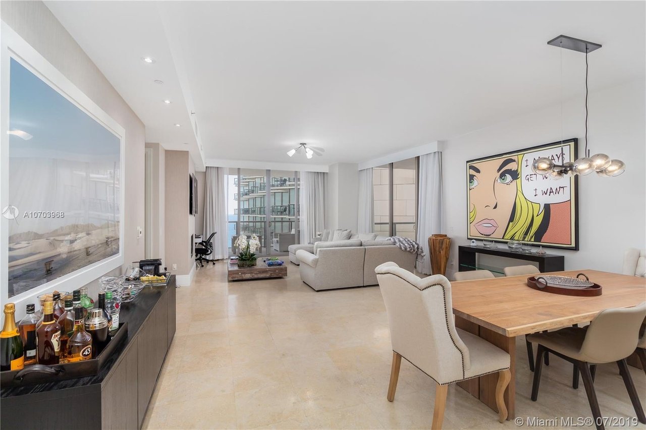 9705 Collins Ave #1104N