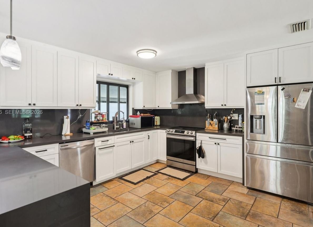 314 NE 85th St