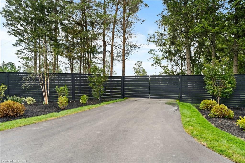 434 Front Road