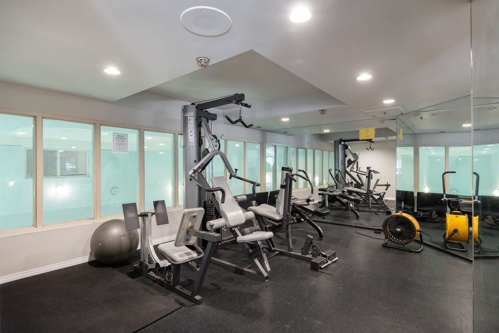 1245 Quayside Dr, #1805