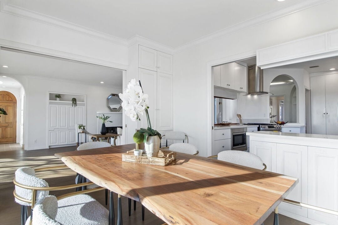 905 Berkeley St, 90403