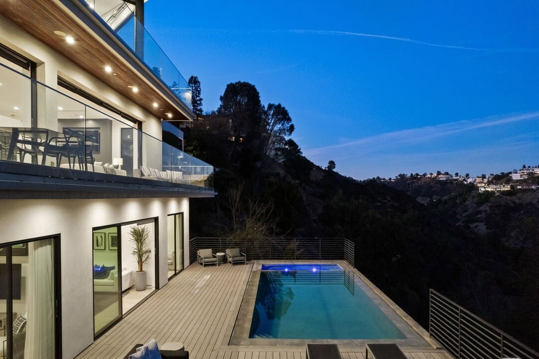 Aurelian Crest, Linda Flora Dr, 90049