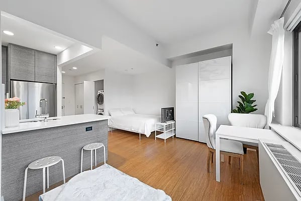 305 West 16th Street #5A