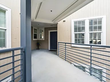 860 Meridian Bay Ln #231