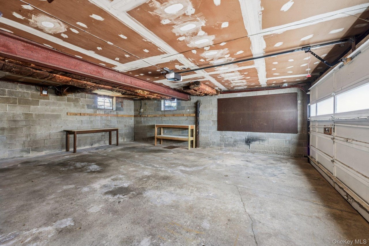 102 Grand Blvd