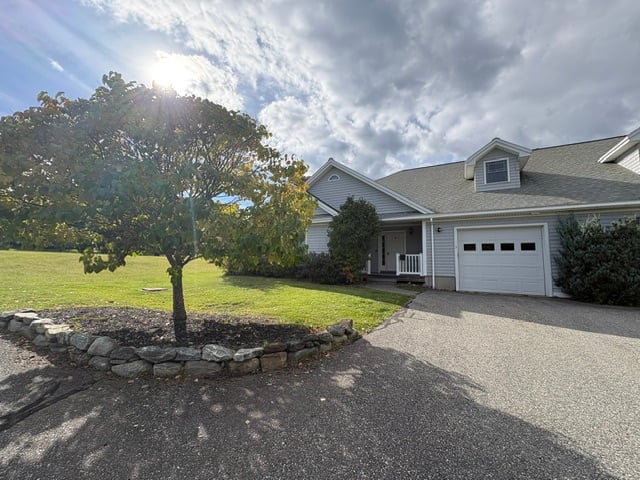 3 Lilac Court
