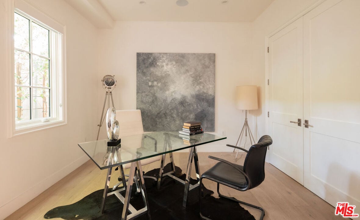 Highcliff Vista, N Stanley Ave, 90036