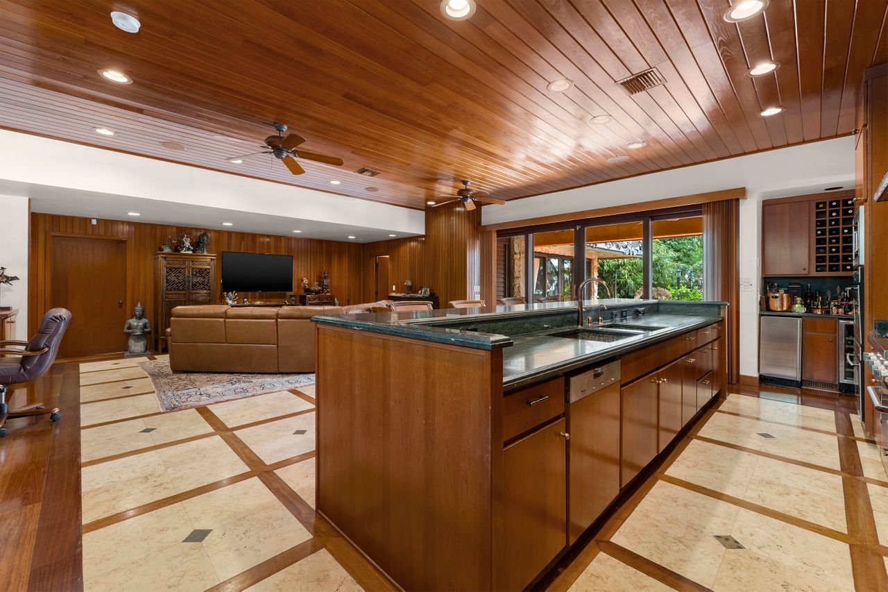  Morningside Waterfront Estate