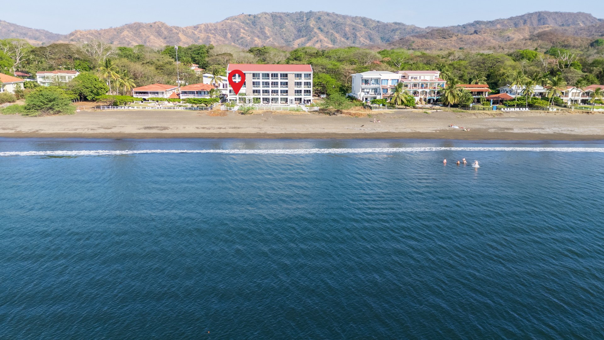 Golden Palms #4: Modern Beachfront Condo in Playa Potrero | 2 Bed, 2 Bath