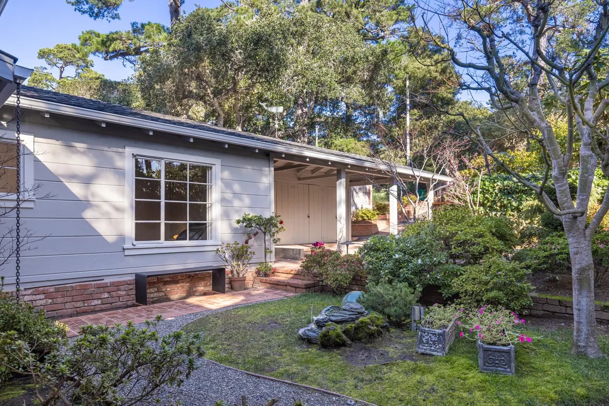 Carmelita Cottage