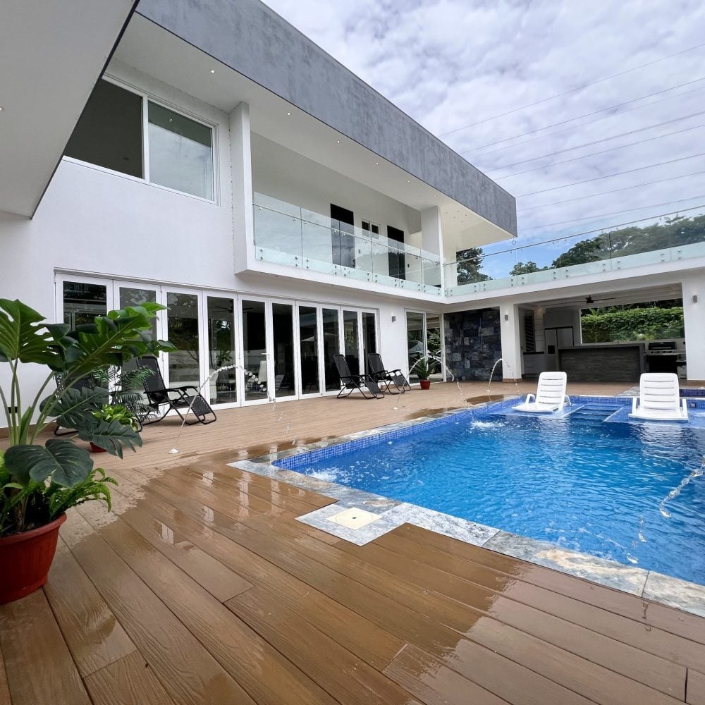 Modern Luxury Complex