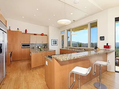 1425 Bounty Way