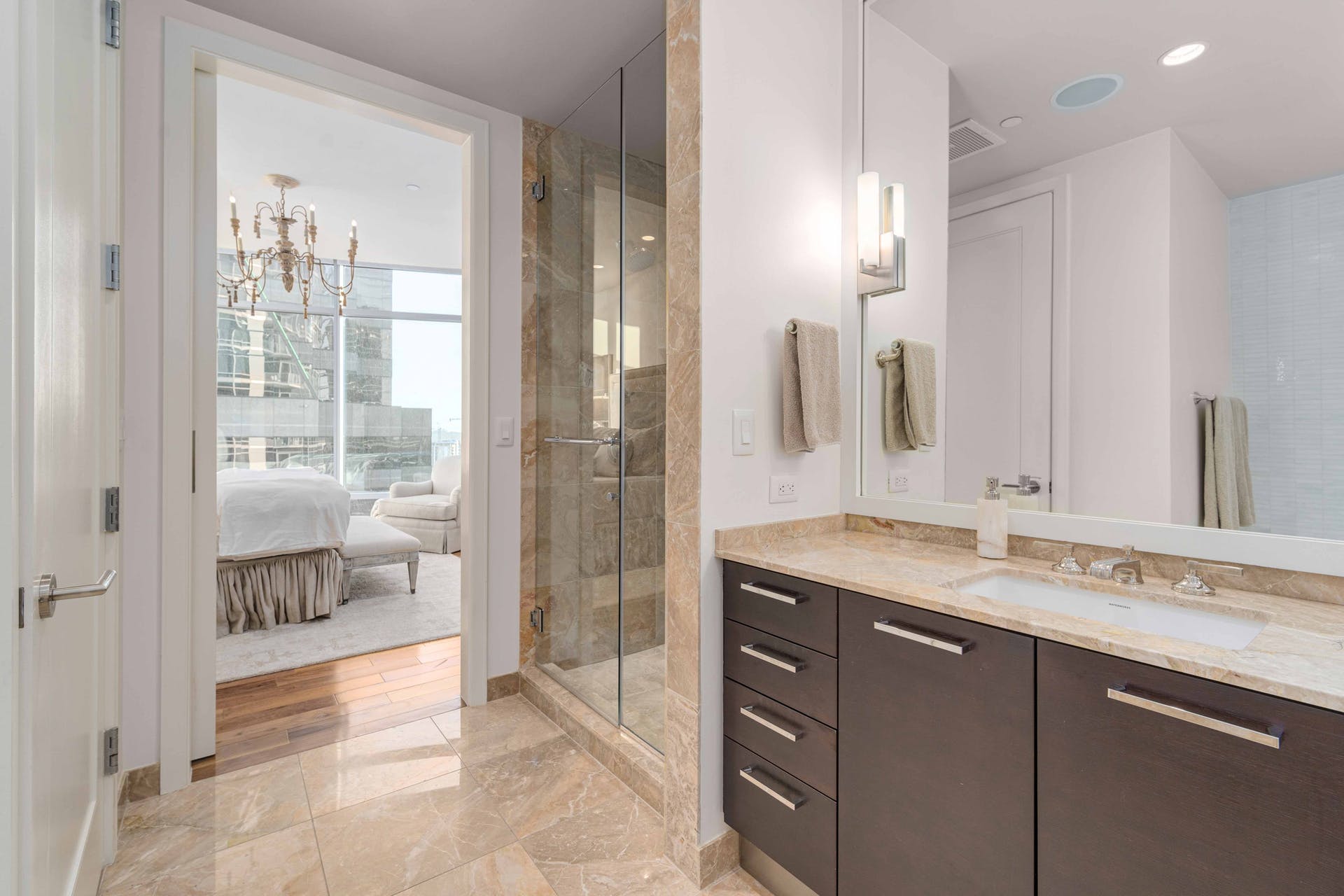200 Congress Avenue #19AC
