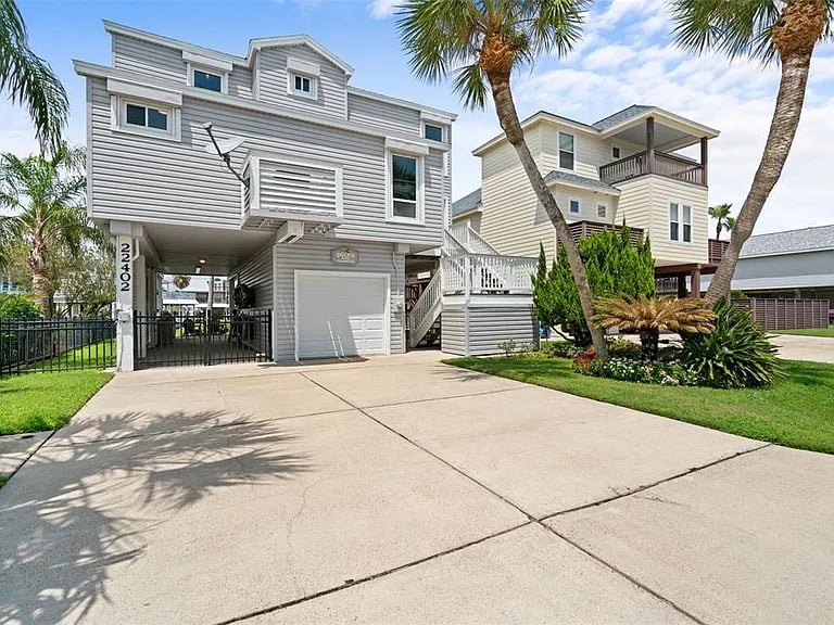 22402 Isle View Dr