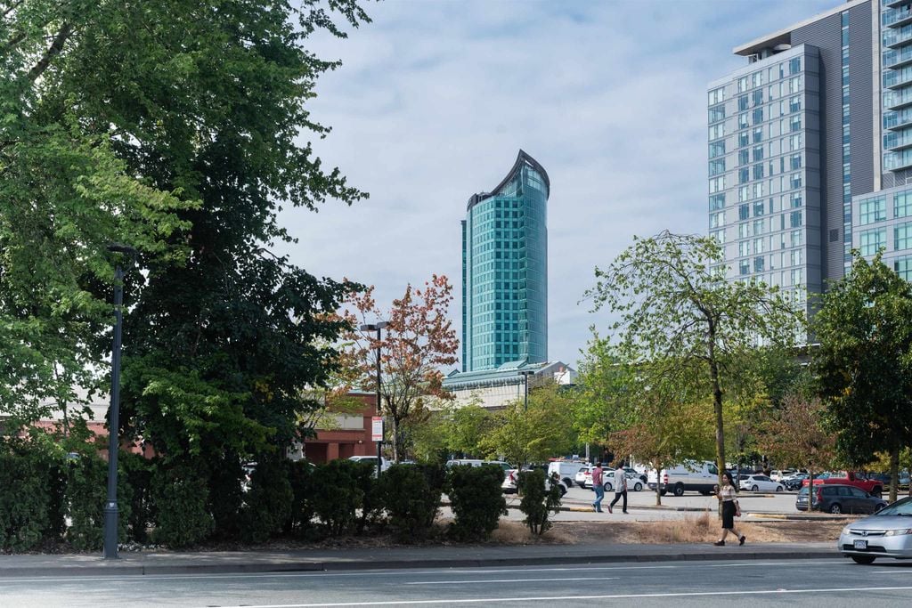 13321 102a Ave, #308