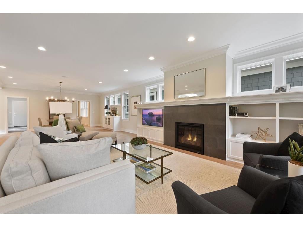 4012 Sunnyside Road 